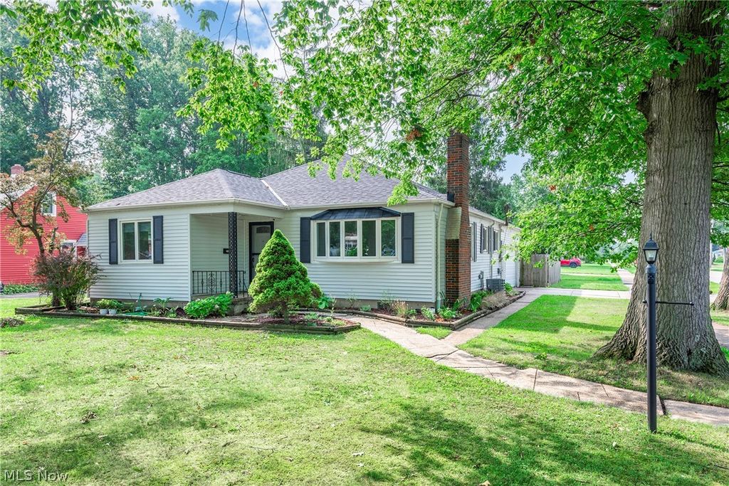 24479 Gessner Road, North Olmsted, OH 44070