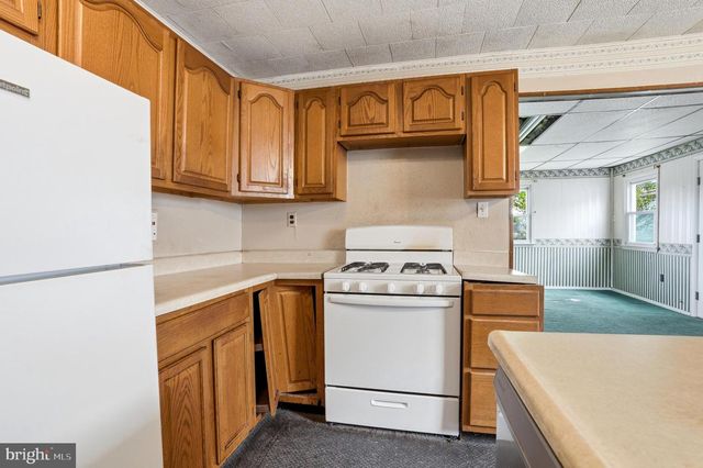 3824 KINGSTON WAY, Bensalem, PA 19020