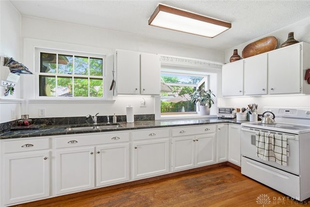 117 Lonsdale Avenue, Oakwood, OH 45419