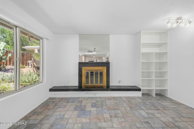 4561 N Tierra Alta Drive, Tucson, AZ 85749