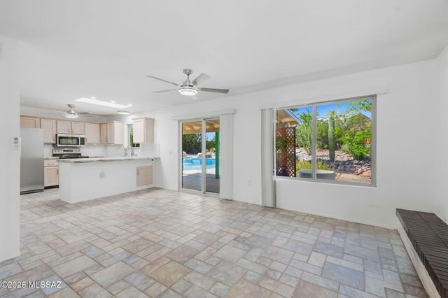 4561 N Tierra Alta Drive, Tucson, AZ 85749