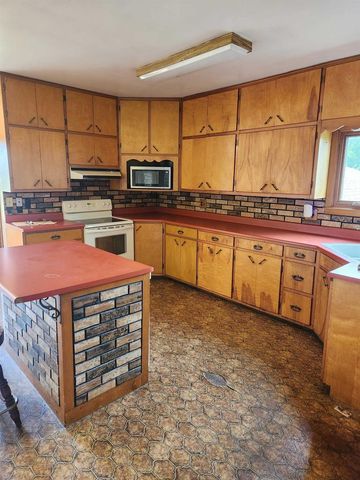 8929 E County Hwy N, Milton, WI 53563