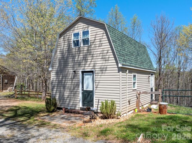 1434 Lake Adger Road, Mill Spring, NC 28756