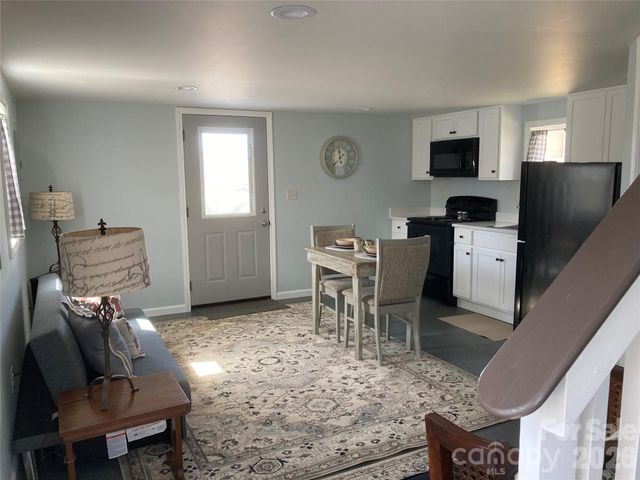 1434 Lake Adger Road, Mill Spring, NC 28756