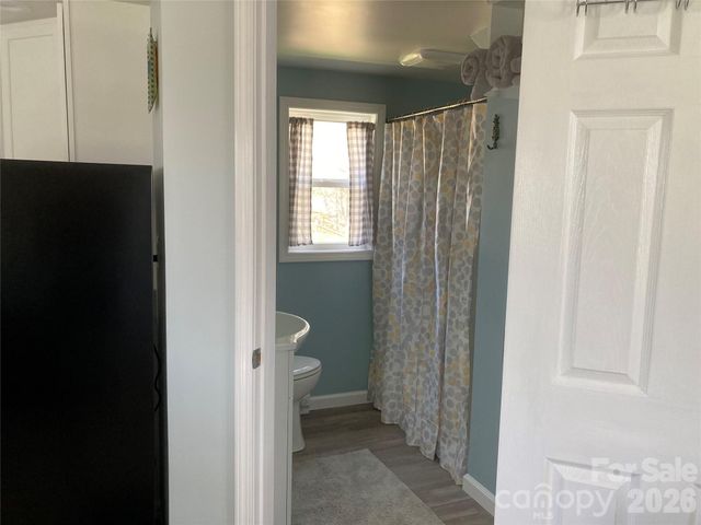 1434 Lake Adger Road, Mill Spring, NC 28756