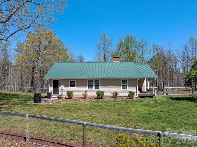1434 Lake Adger Road, Mill Spring, NC 28756