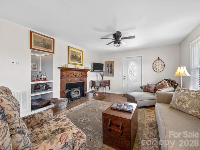 1434 Lake Adger Road, Mill Spring, NC 28756