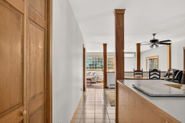 32 Slades Farm Ln, Dartmouth, MA 02748