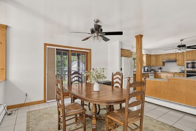 32 Slades Farm Ln, Dartmouth, MA 02748