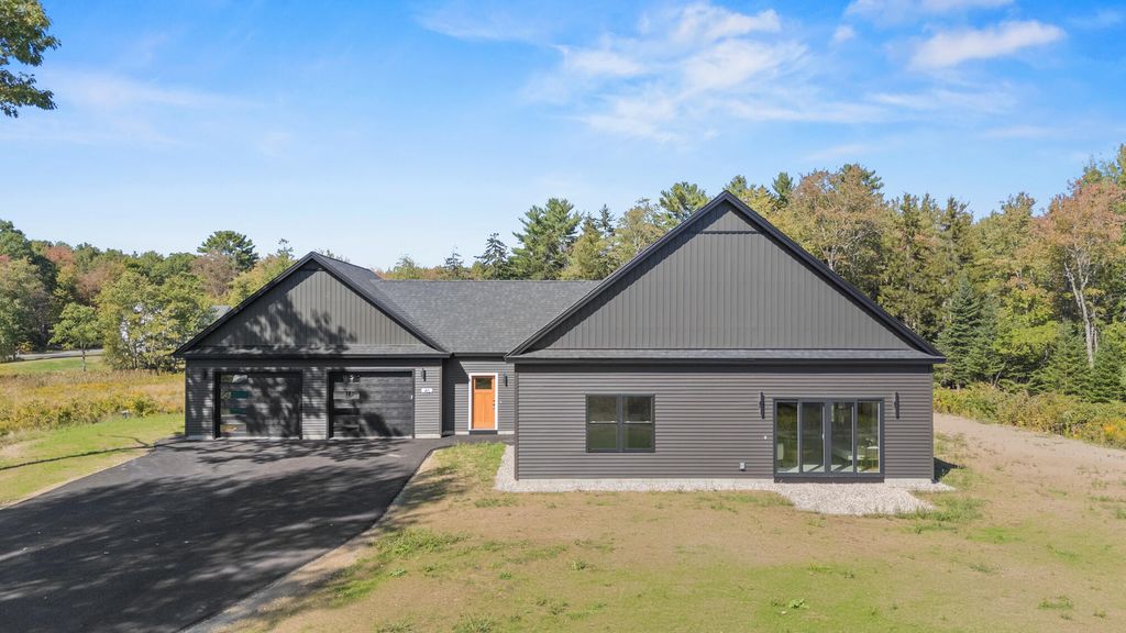 40 Smiling Acres Drive, Freeport, ME 04032 — exterior