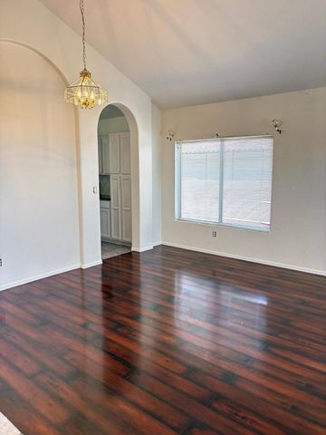472 W Country Estates Avenue, Gilbert, AZ 85233