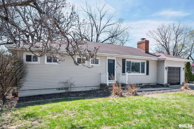 1806 W GLEN Avenue, Peoria, IL 61614