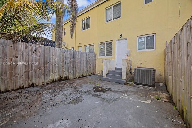 8466 NW 4th Court 8466, Miami, FL 33150