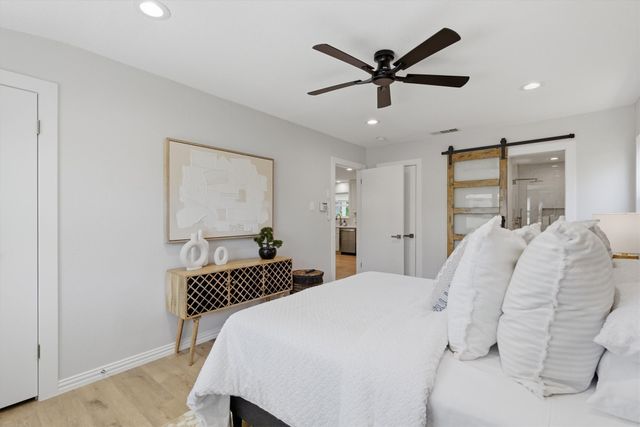12039 Schroeder Road, Dallas, TX 75243