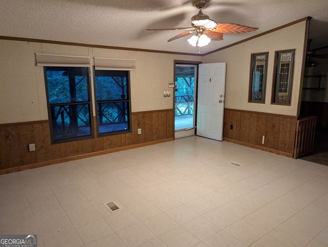 894 High Falls Road, Jackson, GA 30233