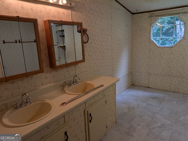 894 High Falls Road, Jackson, GA 30233