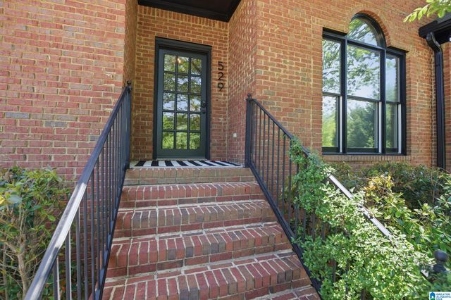529 WILLOW LANE, Trussville, AL 35173