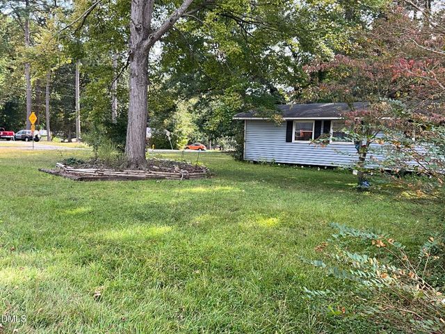 7201 Bentley Circle, Raleigh, NC 27616
