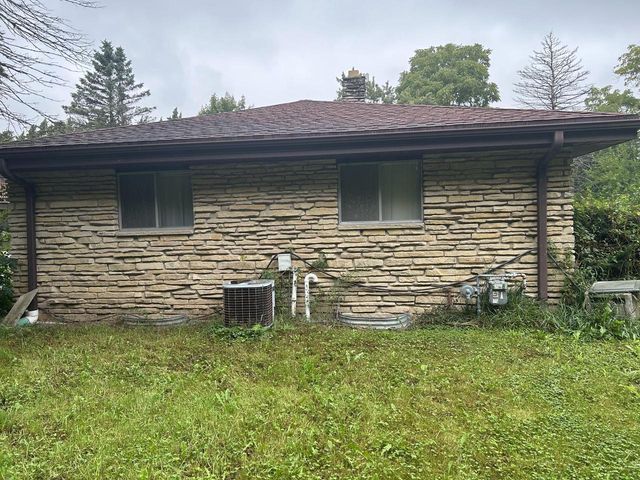 W143S6785 Tess Corners DRIVE, Muskego, WI 53150