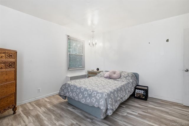324 Post Avenue 12L, Westbury, NY 11590