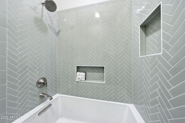 950 E KAIBAB Place, Chandler, AZ 85249