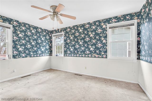 2015 S Q Street, Fort Smith, AR 72901