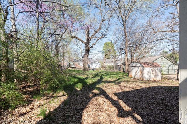 2015 S Q Street, Fort Smith, AR 72901