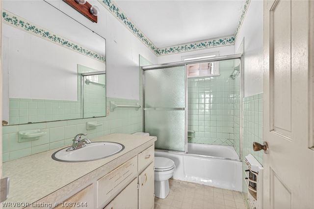 2015 S Q Street, Fort Smith, AR 72901