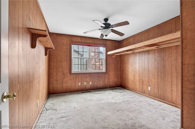 2015 S Q Street, Fort Smith, AR 72901