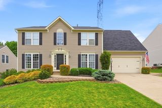 1223 Tinkers Green Drive, Streetsboro, OH 44241