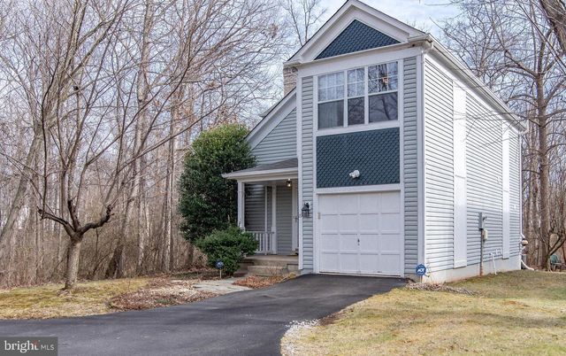 16 GLENGYLE LN, Sterling, VA 20165