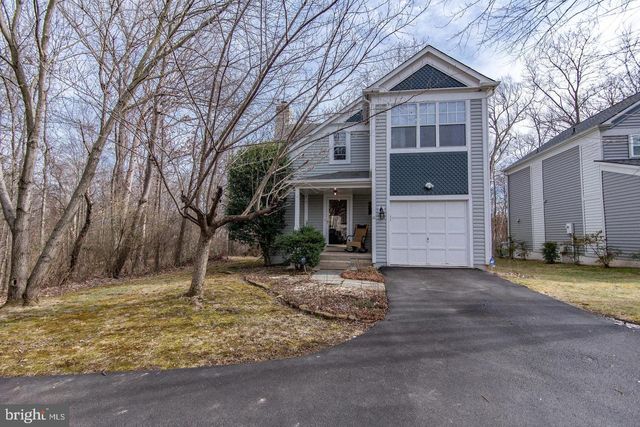 16 GLENGYLE LN, Sterling, VA 20165