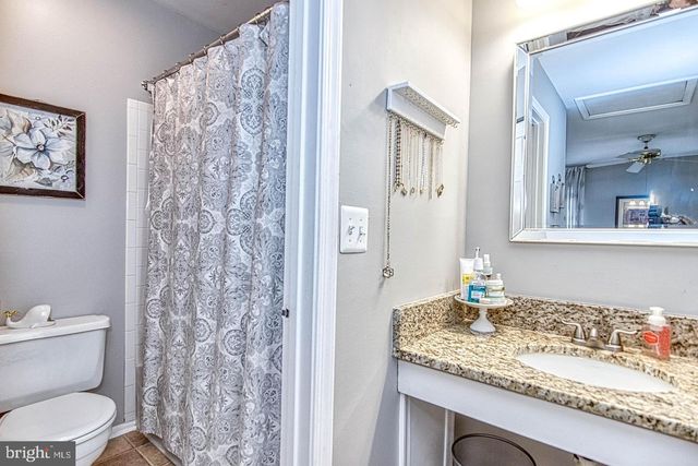 16 GLENGYLE LN, Sterling, VA 20165