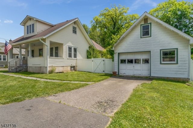 111 W Main St, High Bridge Boro, NJ 08829