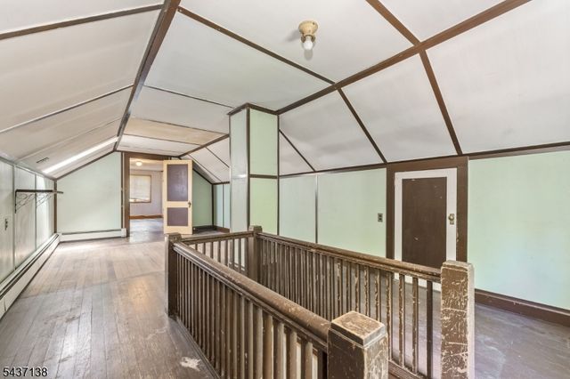 111 W Main St, High Bridge Boro, NJ 08829