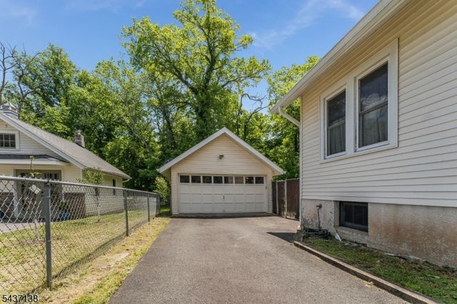 111 W Main St, High Bridge Boro, NJ 08829