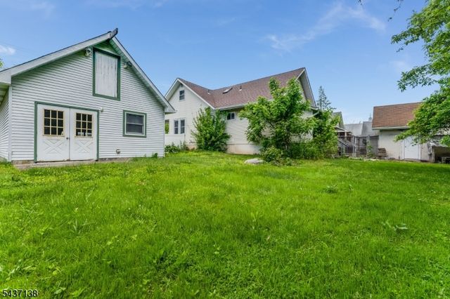 111 W Main St, High Bridge Boro, NJ 08829
