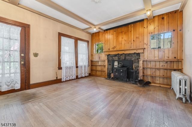 111 W Main St, High Bridge Boro, NJ 08829