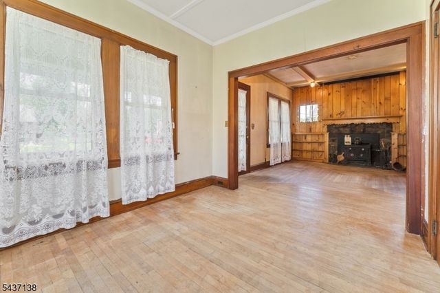 111 W Main St, High Bridge Boro, NJ 08829