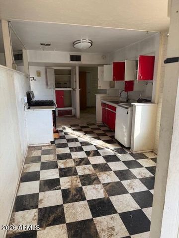 4415 N 56TH Drive, Phoenix, AZ 85031