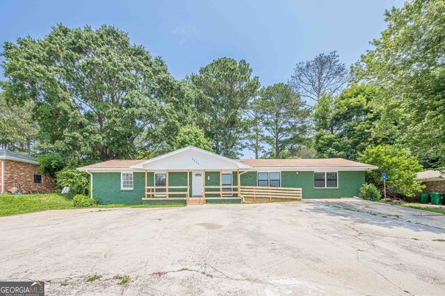 4806 Rockbridge Road, Stone Mountain, GA 30083