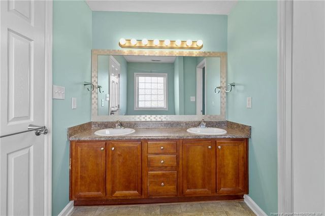 103 Kennedy Drive, Raeford, NC 28376