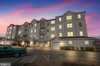 23530 F D R BLVD #206, California, MD 20619