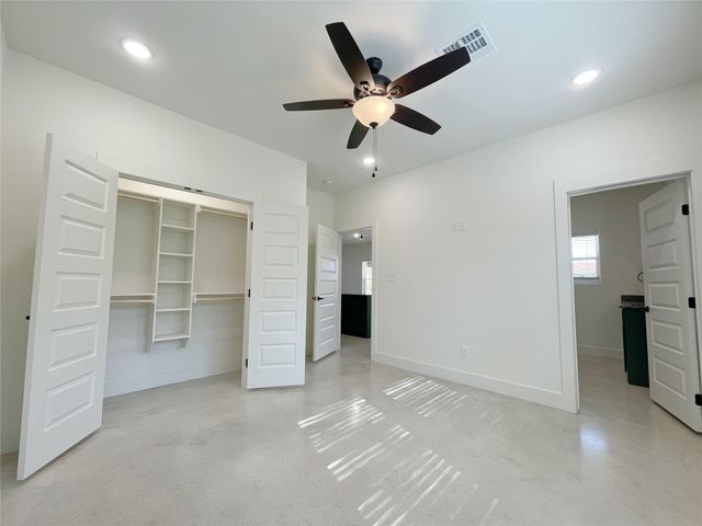 607 W Baker Street, Denison, TX 75020