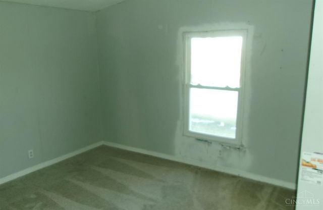 104 Country Way Lane, Franklin Twp, OH 45106