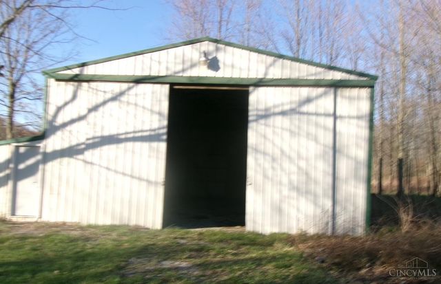 104 Country Way Lane, Franklin Twp, OH 45106