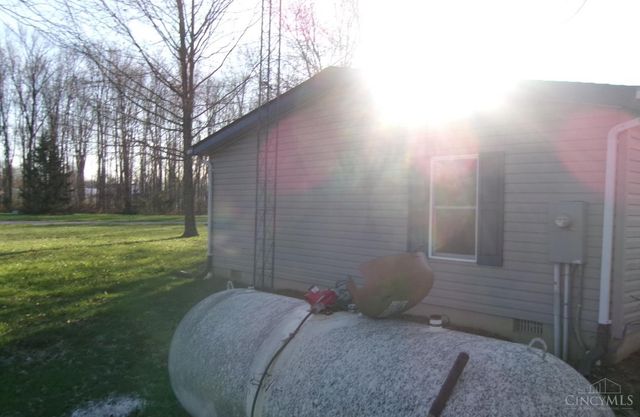 104 Country Way Lane, Franklin Twp, OH 45106