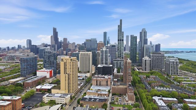 1720 S Michigan Avenue 809, Chicago, IL 60616