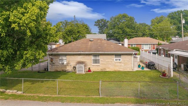143 N Patterson Avenue, Clarksville, IN 47129