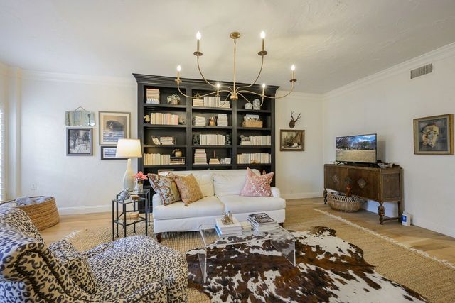 12332 Montego Plaza, Dallas, TX 75230